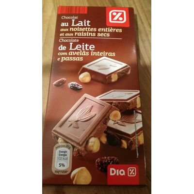 Chocolat Au Lait Aux Noisettes Entières Et Aux Raisins Secs (Dia)