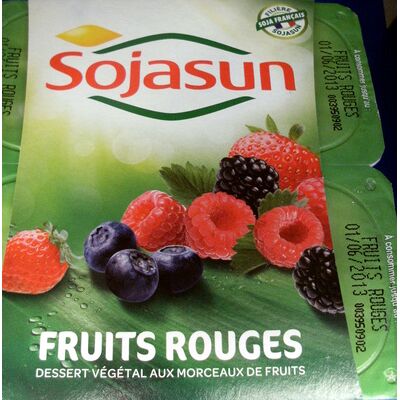 Dessert végétal aux morceaux de fruits, fruits rouges (4 pots) (Sojasun)